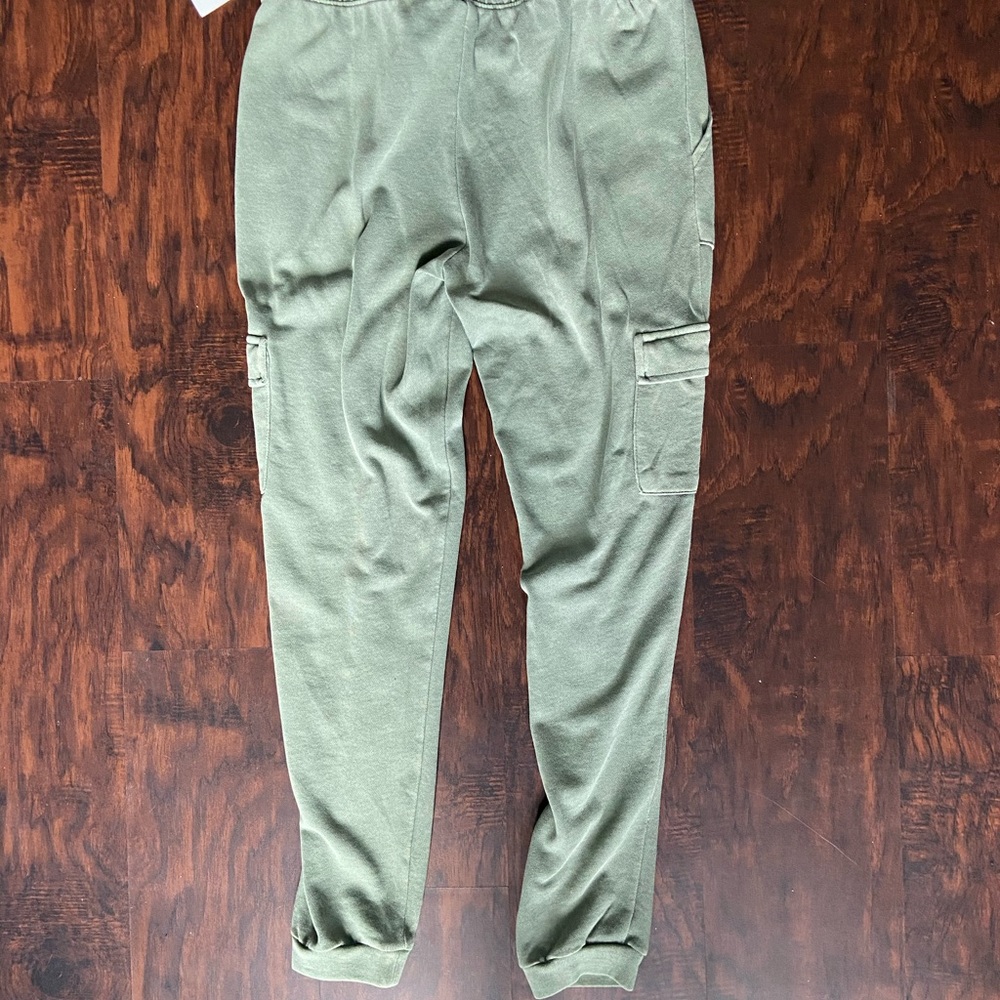 old navy army green joggers